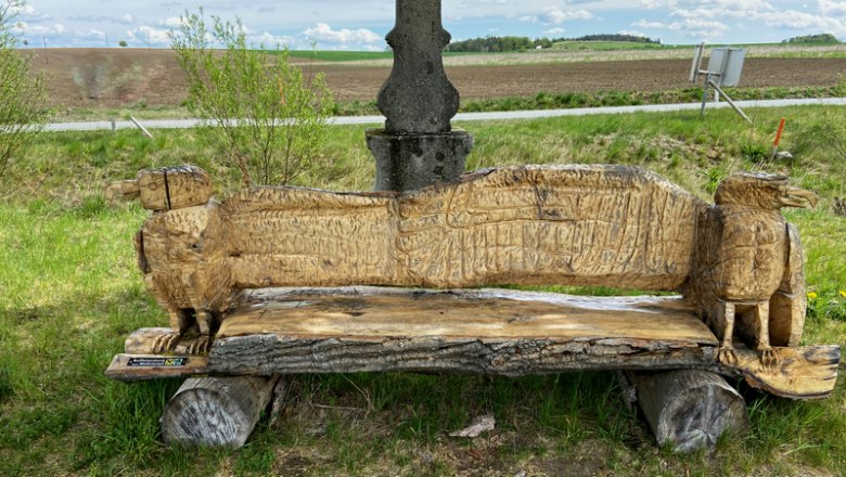 Rast auf der Holzbank, © Weinstraße Weinviertel