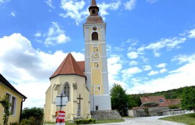 Der schiefe Turm von Waitzendorf, © Weinstraße Weinviertel