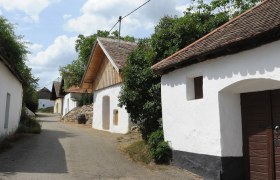 Öhlbergkellergasse in Pillersdorf, © Herbert Schleich