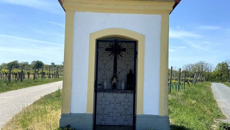 Weinbergkapelle von Glaubendorf, © Weinstraße Weinviertel