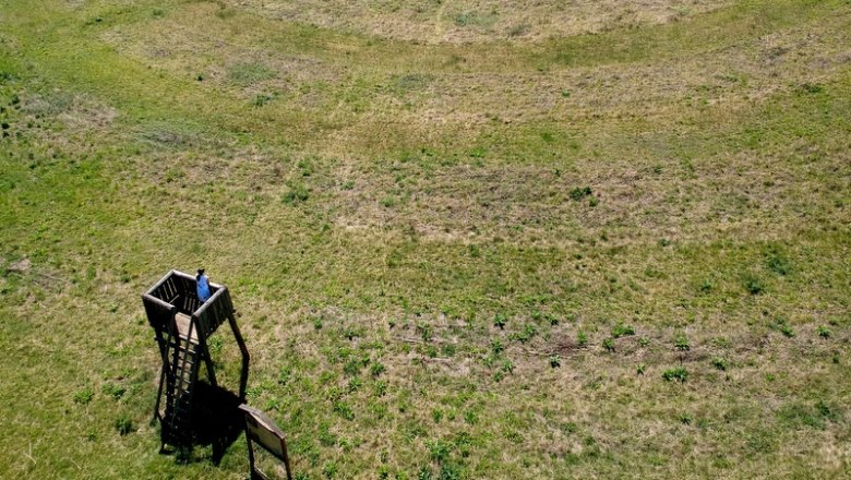 Unglaubliche Kreisgraben können von oben besichtigt werden, © Weinstraße Weinviertel